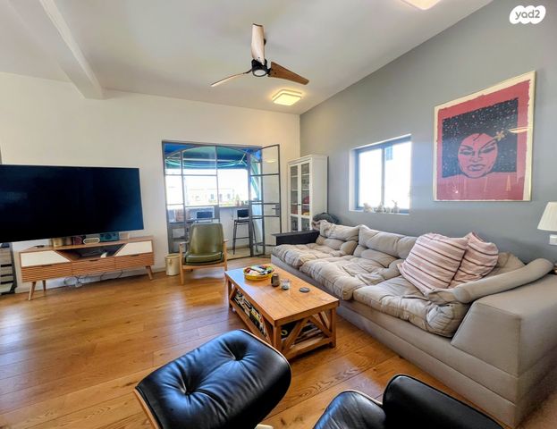 דירה, עג'מי, גבעת העליה, תל אביב יפו