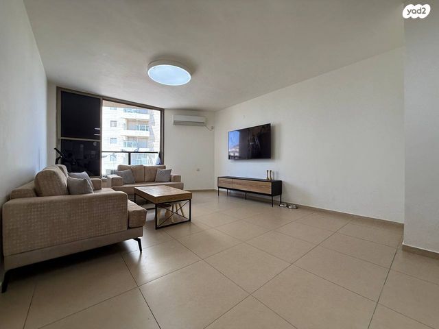 דירה, מסריק, עצמאות יוספטל, בת ים