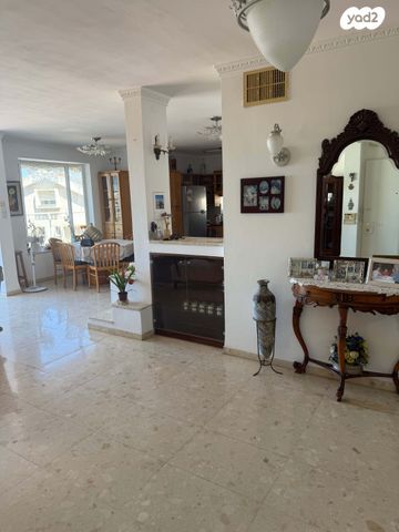 דירה, יקינטון, אחוזה, חיפה