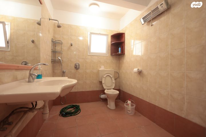 דו משפחתי, מרום כנען איביקור, צפת