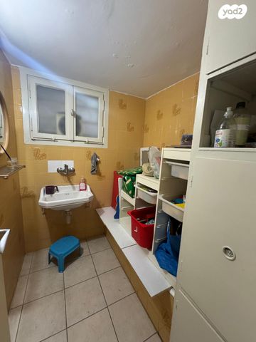 דירה, יוסף, הדר מרכז, חיפה