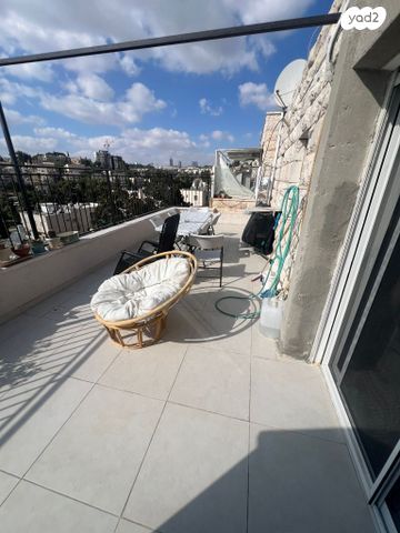 גג/ פנטהאוז, ניקנור, קטמונים, ירושלים