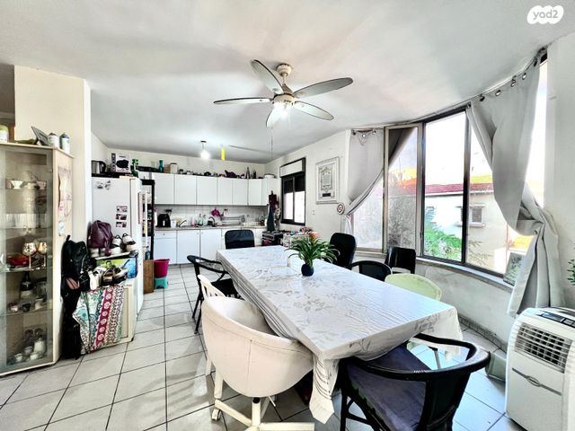 בית פרטי/ קוטג', הפורצים 25, רמת אפרים, נתניה