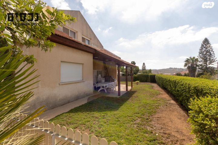 בית פרטי/ קוטג', בית אריה / עופרים