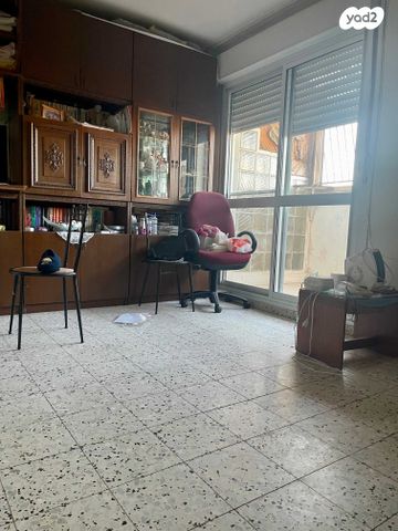 דירה, שדרות משה דיין, פסגת זאב, ירושלים