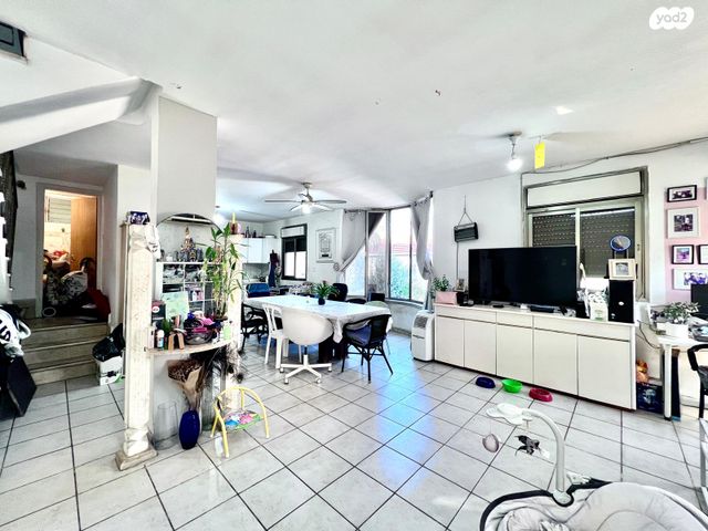 בית פרטי/ קוטג', הפורצים 25, רמת אפרים, נתניה