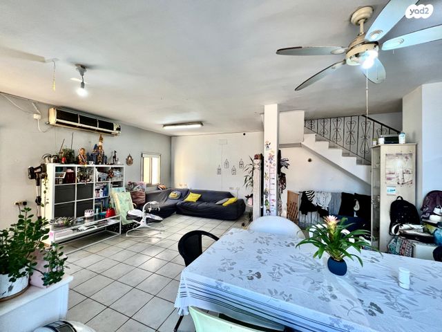 בית פרטי/ קוטג', הפורצים 25, רמת אפרים, נתניה