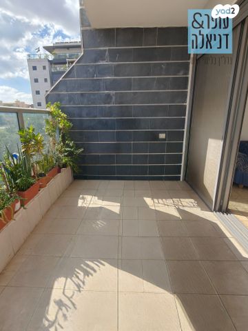 דירה, חובות הלבבות 3, הרצליה הירוקה, נווה עובד, הרצליה