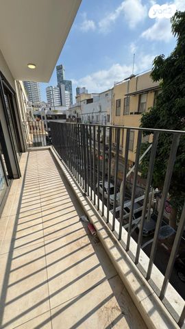 דירה, נחלת בנימין 78, פלורנטין, תל אביב יפו