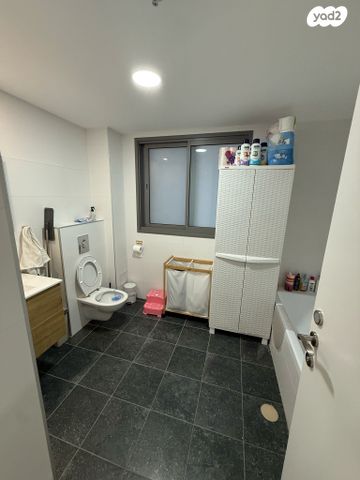 דירה, מלחמת ששת הימים 6, מרכז העיר, חדרה