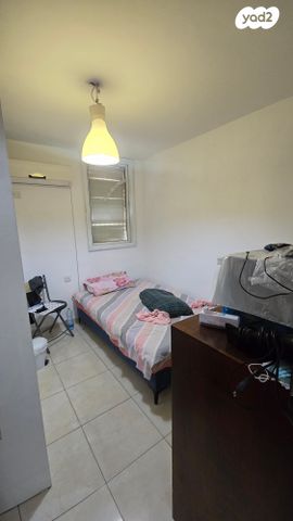 דירה, הרב ישראל אבו חצירא 27, בני ברק