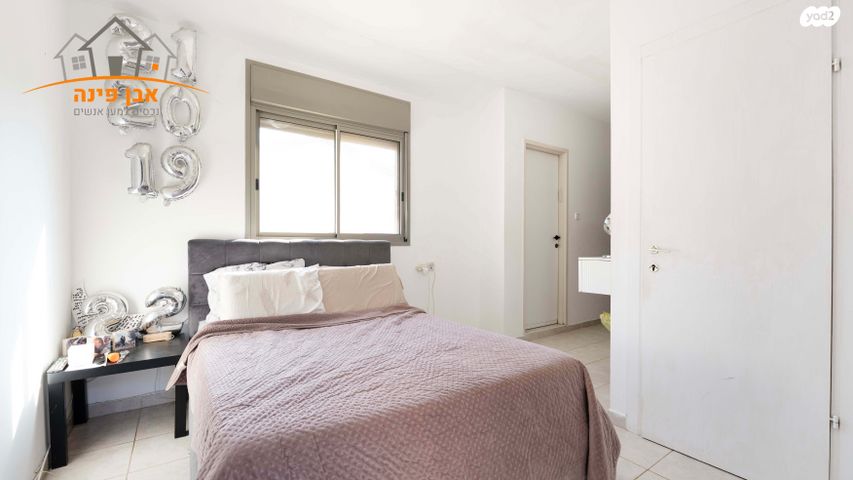 דו משפחתי, דולב, גדרה הצעירה, גדרה