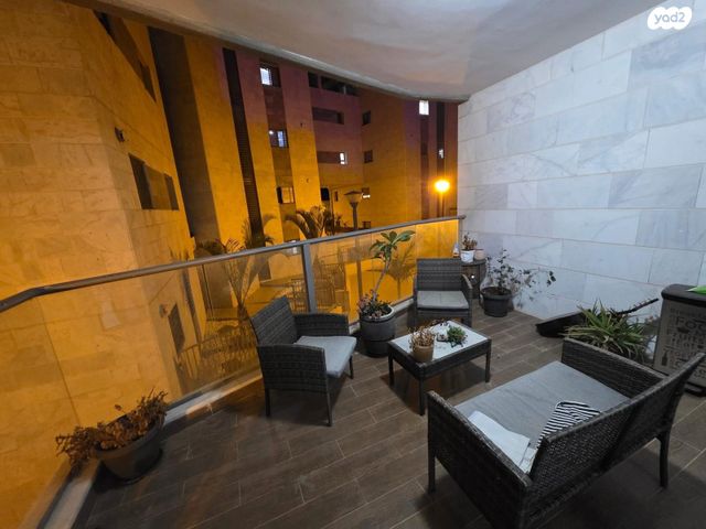 דירה, רמות הרכס, באר שבע