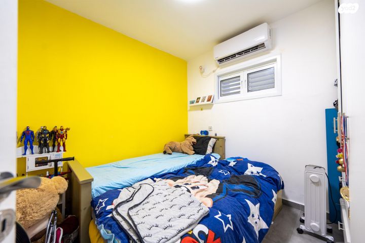 דירה, יוסף שפרינצק, אחדות, פתח תקווה