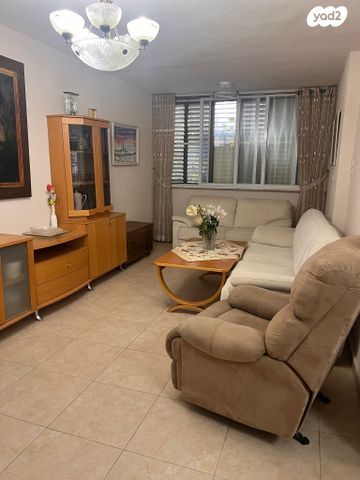 דירה, המגינים, עין שרה, נהריה