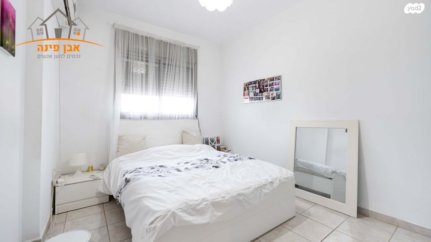 דו משפחתי, דולב, גדרה הצעירה, גדרה