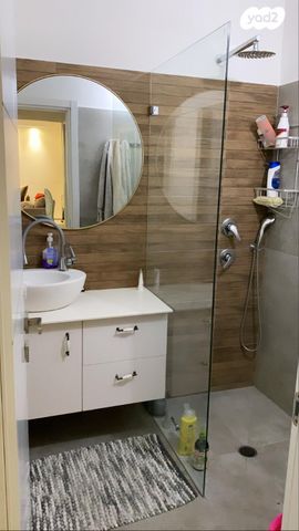 דירה, מוהליבר, בת ים