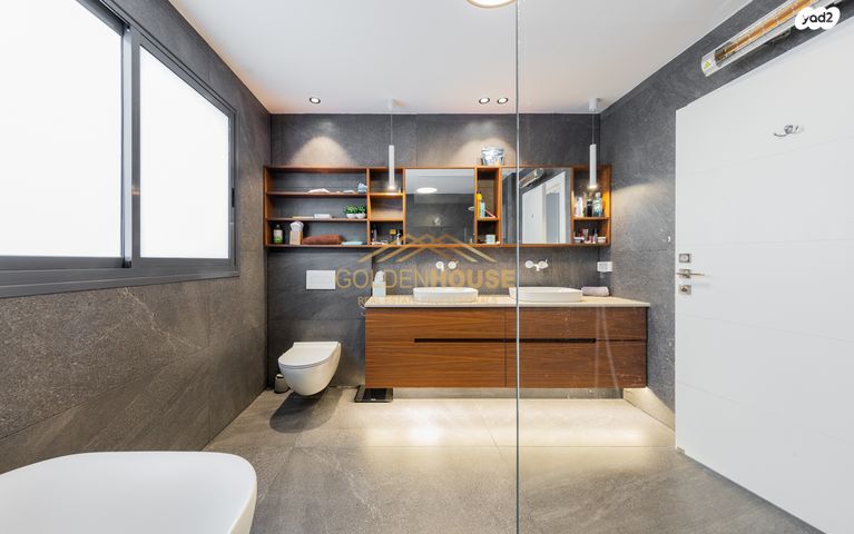 גג/ פנטהאוז, נווה דוד רמז, רעננה