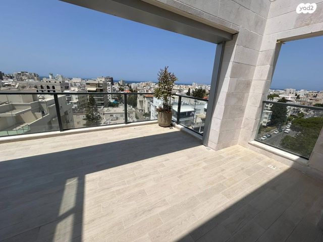 גג/ פנטהאוז, הרצל 47, עיר, מרכז העיר, נהריה