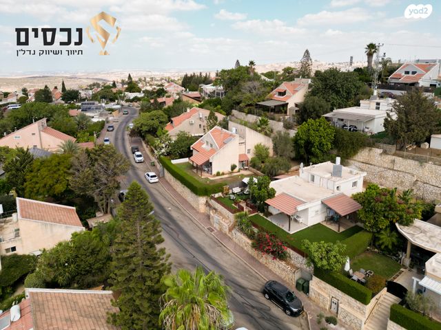 בית פרטי/ קוטג', בית אריה / עופרים