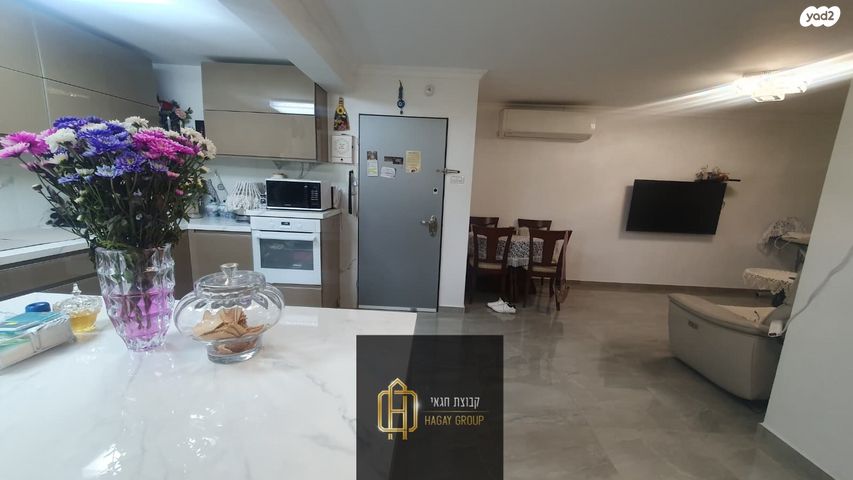 דירה, גיורא יוספטל 27, גיורא, רמלה