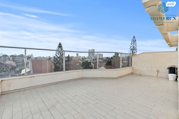 גג/ פנטהאוז, יצחק קצנלסון, שיכון ותיקים, חולון