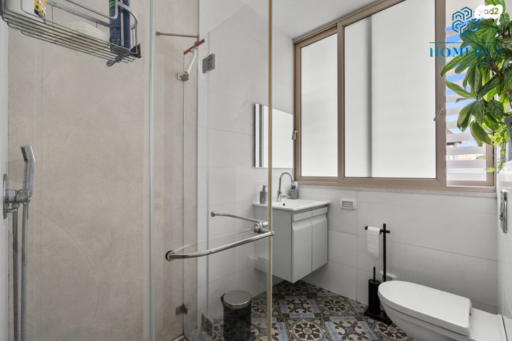 גג/ פנטהאוז, יצחק קצנלסון, שיכון ותיקים, חולון