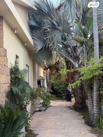 בית פרטי/ קוטג', הורד 32, נאות הפרחים, גן יבנה