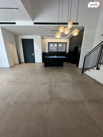 בית פרטי/ קוטג', רוזה גינוסר, כלניות, באר שבע