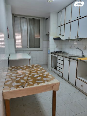 דירה, הגליל, מרכז, הרצליה