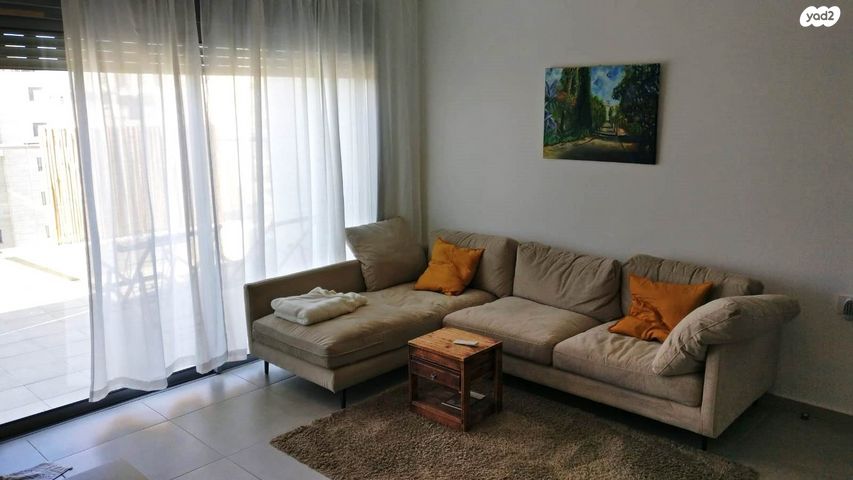 גג/ פנטהאוז, שדרות ההגשמה, בצוותא, חריש