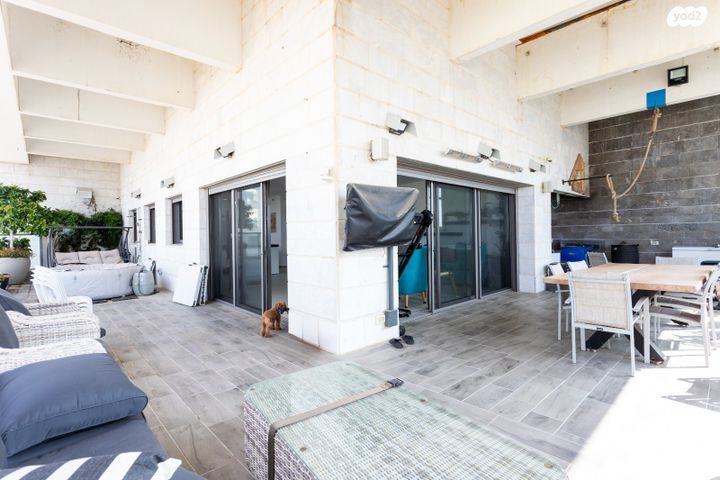 גג/ פנטהאוז, רחובות המדע, רחובות