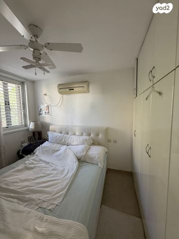 דירה, גבעת התחמושת, קרית שרת מערב, חולון