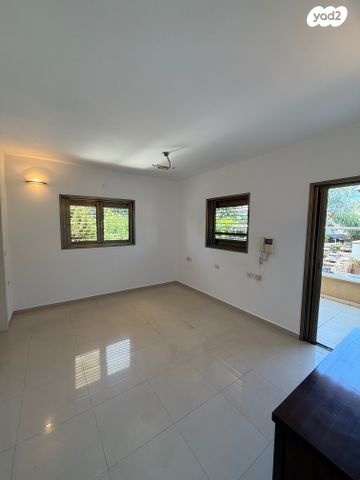 בית פרטי/ קוטג', השלום, אזור