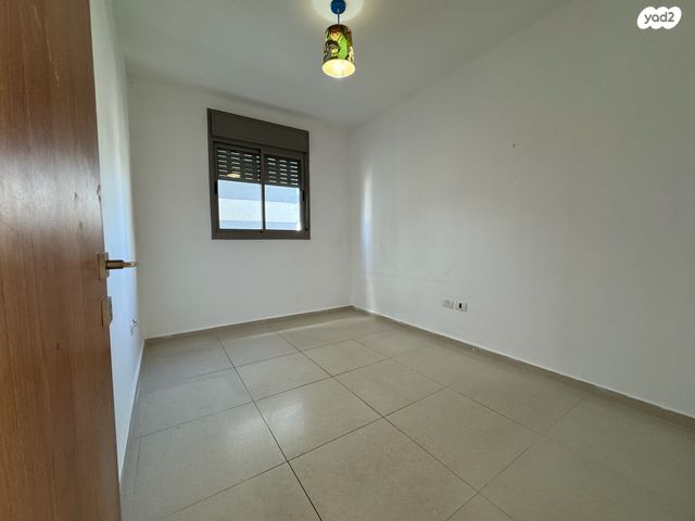 דירה, כנפי נשרים 18, קרית בורוכוב, רמת גן