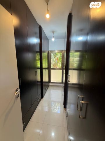 בית פרטי/ קוטג', השלום, אזור