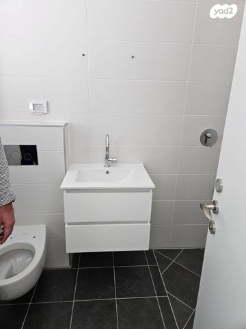 דירה, תוצרת הארץ 3, נחלת יצחק, תל אביב יפו