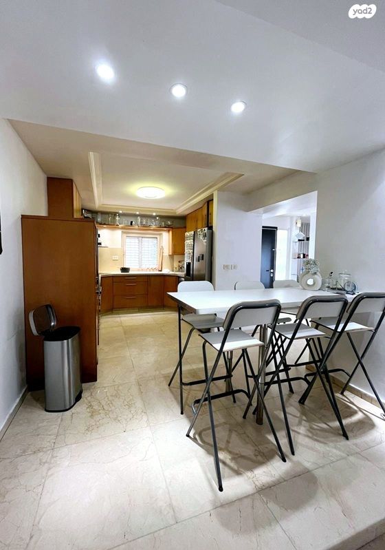 דירת גן, קאסוטו, בית וגן, ירושלים