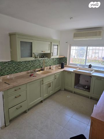 דירה, חיים תורן, פסגת זאב, ירושלים