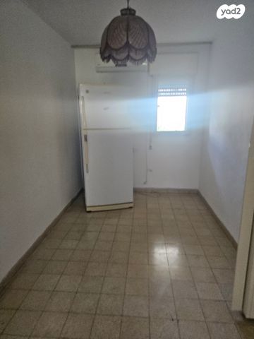 דירה, דרך צרפת, קרית שפרינצק, חיפה