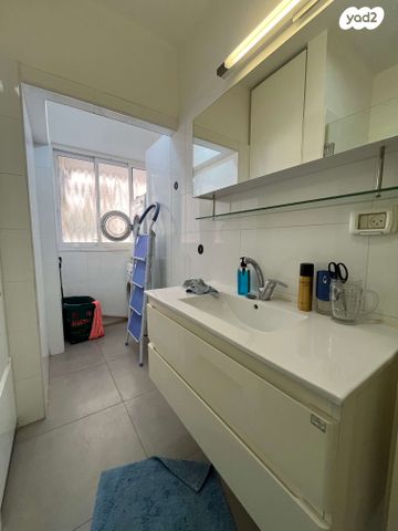 דירה, מרכז דרום, רעננה