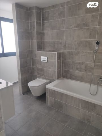 דירה, אמנון ליפקין שחק 6, נוף הטיילת, נתניה