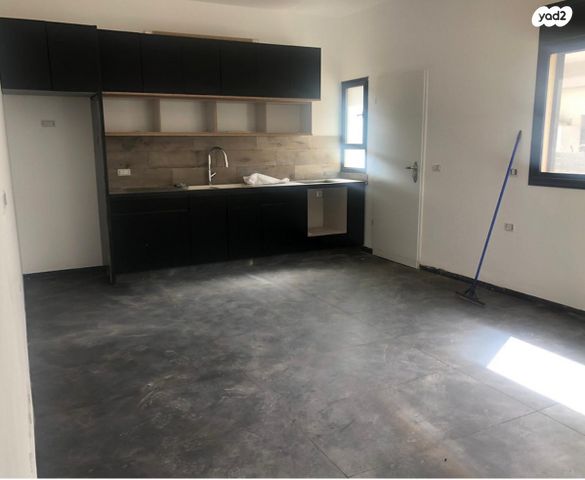 יחידת דיור, רובע 10 חן, קצרין