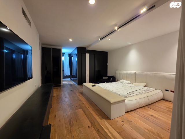 גג/ פנטהאוז, ד' / מערב מרכז העיר, רחובות