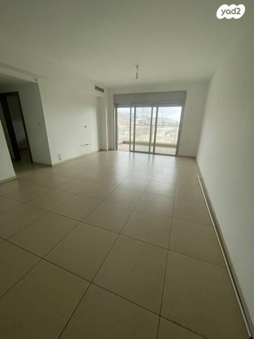 שדרות אפרים קציר 