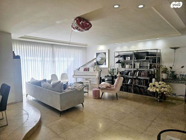 דירת גן, קאסוטו, בית וגן, ירושלים