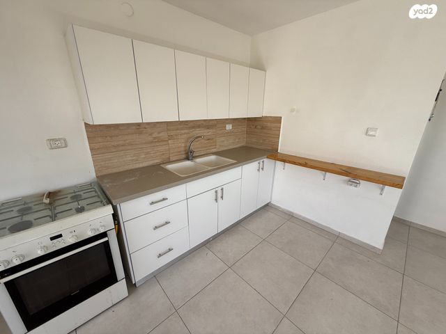 דירה, הפסגה 30, רובע ב', אריאל