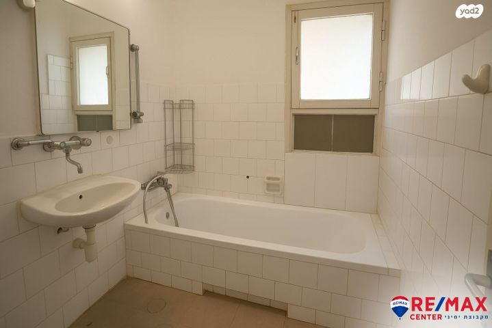 דירה, הגדוד העברי, לב העיר, בת ים