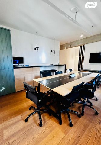 חנויות/ שטח מסחרי, בן יהודה 108, הצפון הישן - דרום, תל אביב יפו