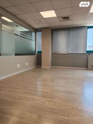 משרדים, כפר סבא